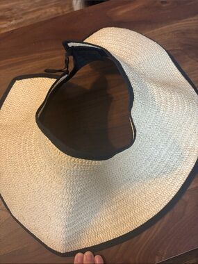 Women’s Straw Sun Visor with Black Trim